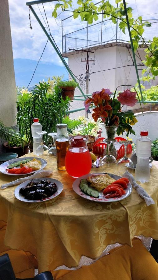 Relax Guesthouse Gjirokastra Zewnętrze zdjęcie