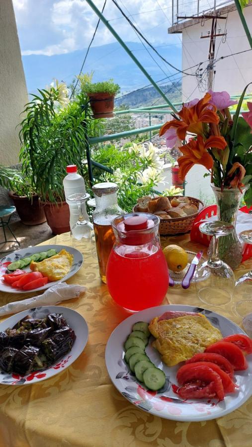 Relax Guesthouse Gjirokastra Zewnętrze zdjęcie