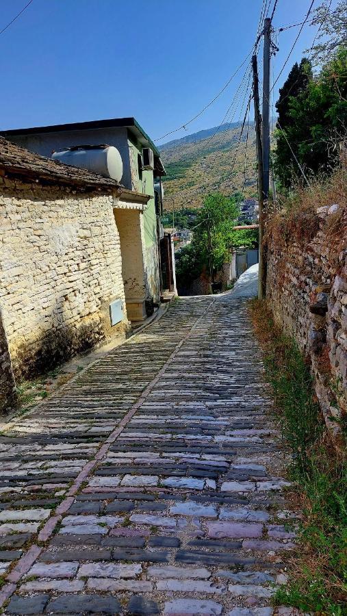 Relax Guesthouse Gjirokastra Zewnętrze zdjęcie